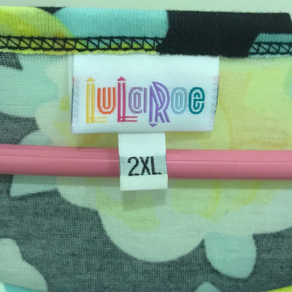 LAST CALL LuLaRoe Floral Julia - Picture 4 of 5